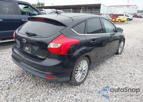 2014 Ford Focus Titanium из США, поврежденный, VIN 1FADP3N28EL205151